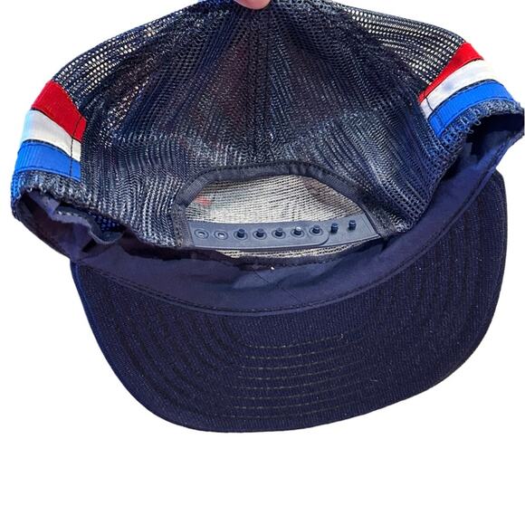 Vintage “These Colors Don’t Run”” Blue Snapback Truckers Hat - Picture 2 of 4